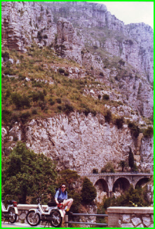 1992 Europe 089 Amalfi Coast.jpg