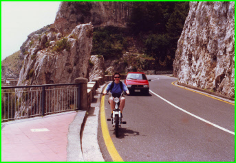 1992 Europe 090 Amalfi Road.jpg