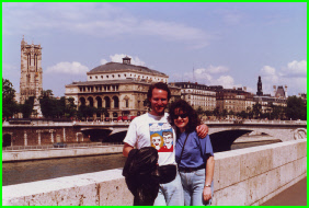 1992 Europe 019 By the Seine.jpg