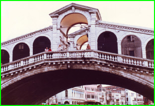 1992 Europe 032 Rialto Bridge.jpg