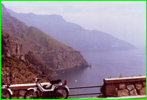1992 Europe 088 Amalfi Coast.jpg