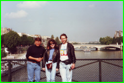 1992 Europe 021 By the Seine.jpg